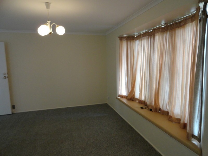 8 Blueberry Ash Court, Glenvale QLD 4350