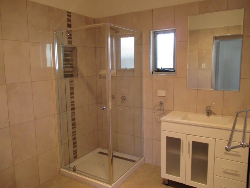 12 Goodwood Street, Newtown QLD 4350