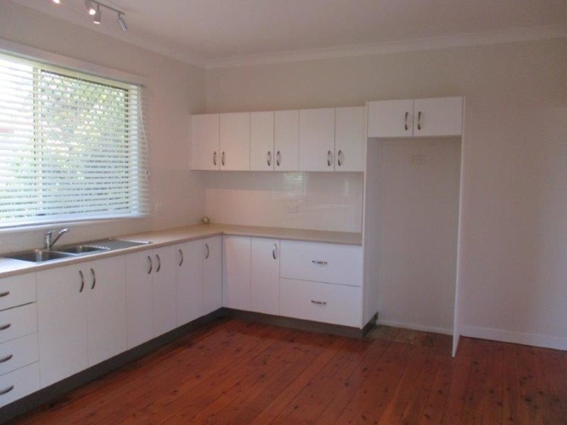 12 Goodwood Street, Newtown QLD 4350