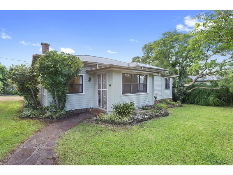 39 Curzon Street, East Toowoomba QLD 4350