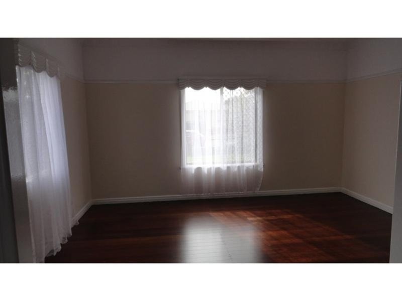 342 Alderley Street, Kearneys Spring QLD 4350