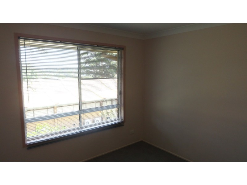 2/1 Rebecca Court, Kearneys Spring QLD 4350