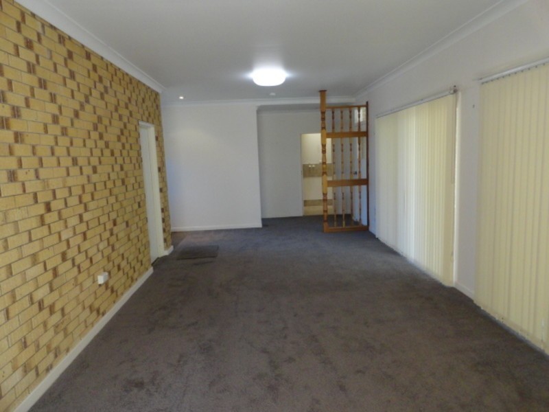 155 Rowbotham Street, Rangeville QLD 4350