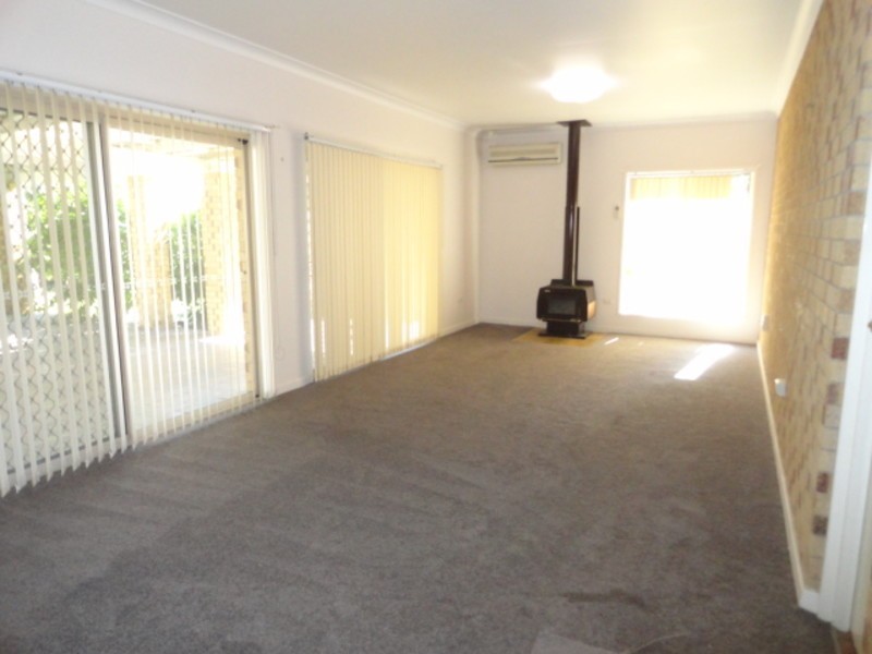 155 Rowbotham Street, Rangeville QLD 4350