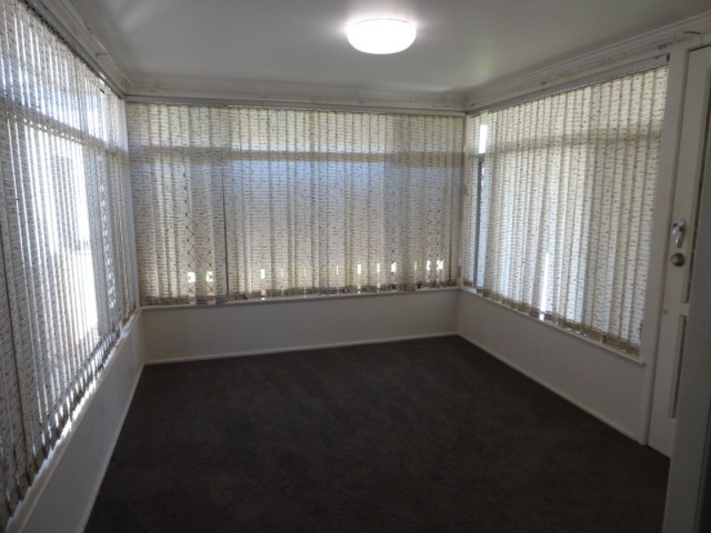 155 Rowbotham Street, Rangeville QLD 4350