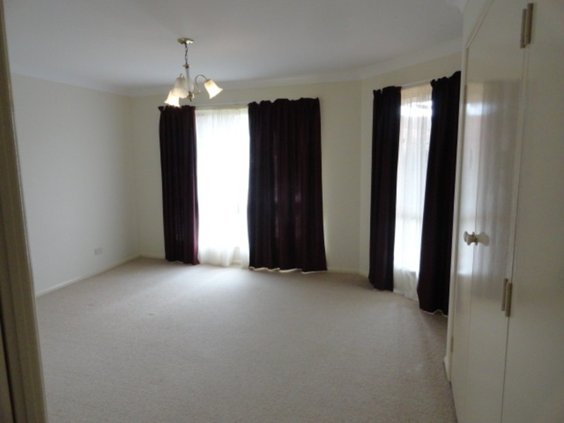 41 Dandelion Drive, Middle Ridge QLD 4350