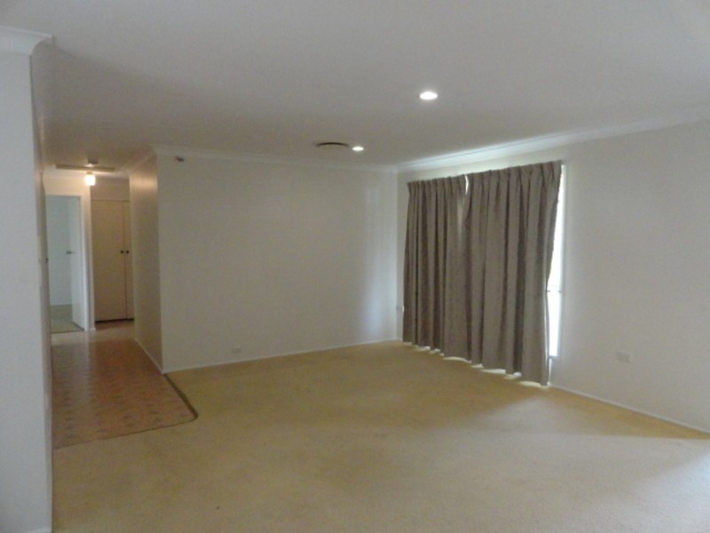 119 South Street, Centenary Heights QLD 4350