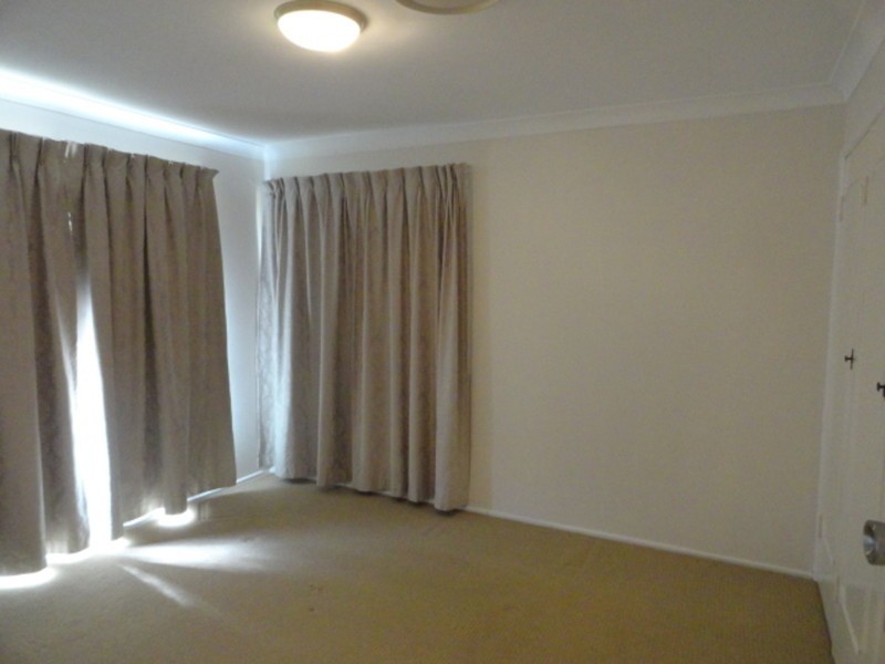 119 South Street, Centenary Heights QLD 4350