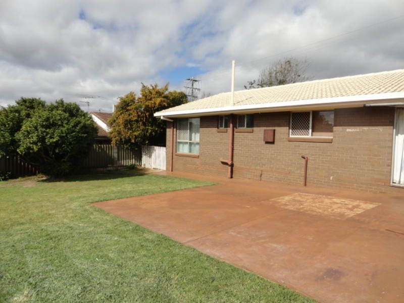 119 South Street, Centenary Heights QLD 4350