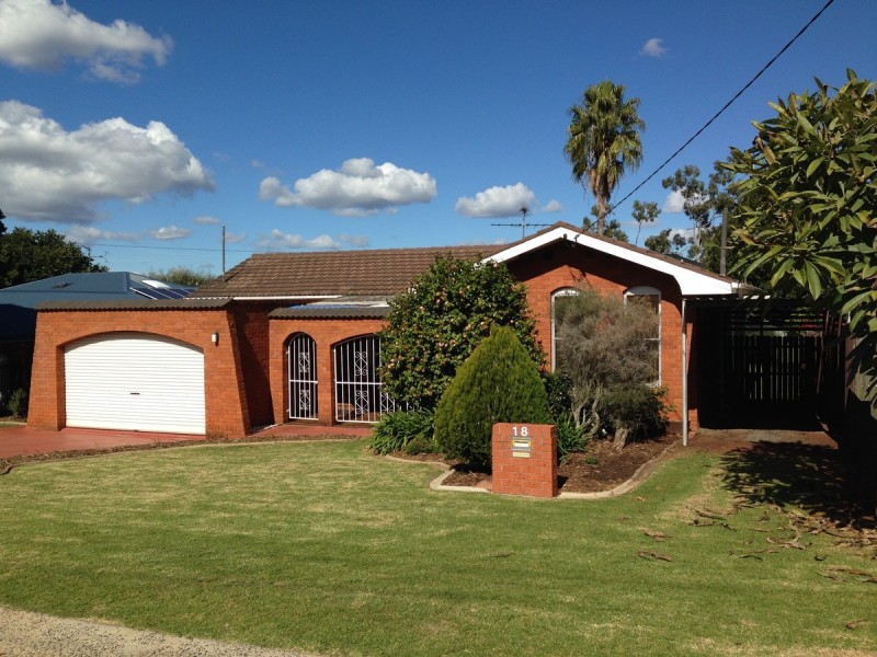 18 Wilson Street, Toowoomba QLD 4350
