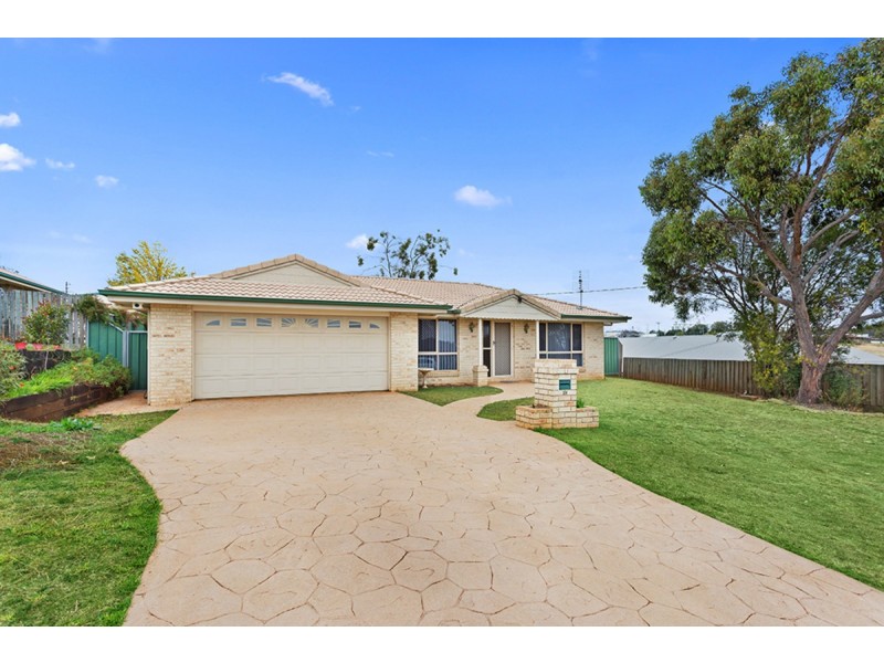 28 Elizabeth Kenny Court, Harristown QLD 4350
