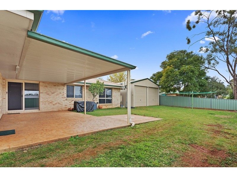 28 Elizabeth Kenny Court, Harristown QLD 4350