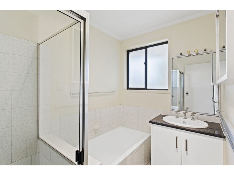 14 Kurrajong Street, Newtown QLD 4350