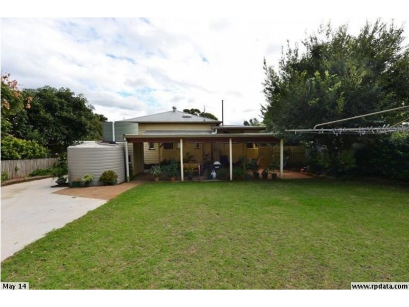 8 Venture Street, North Toowoomba QLD 4350