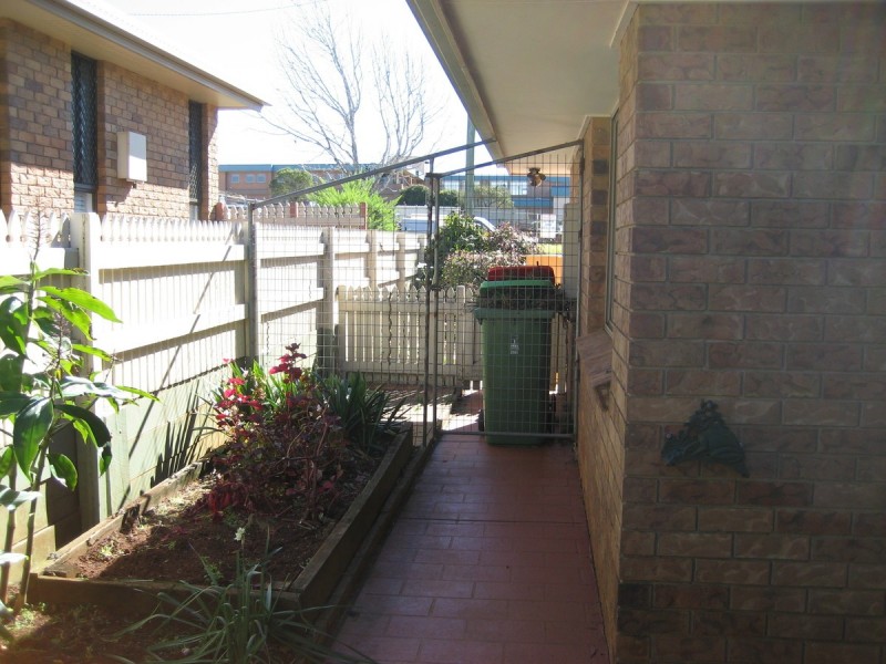 6a Prosser Street, Rockville QLD 4350