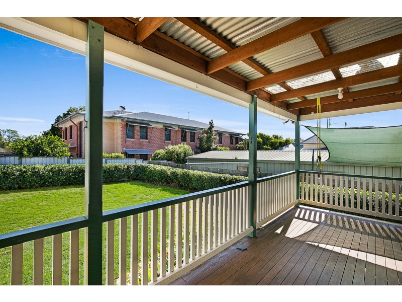 14 Alice Street, East Toowoomba QLD 4350