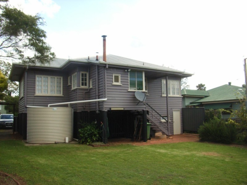 235 Long Street, South Toowoomba QLD 4350