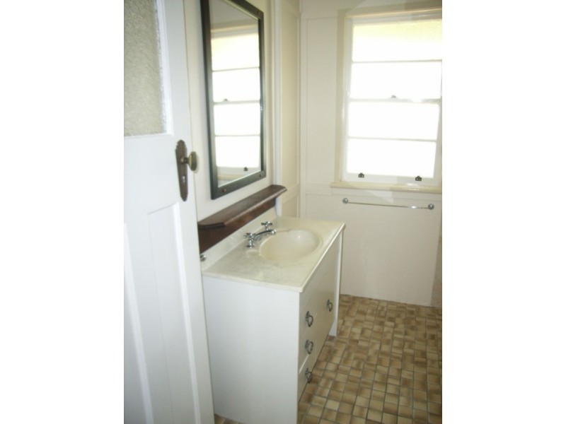 235 Long Street, South Toowoomba QLD 4350