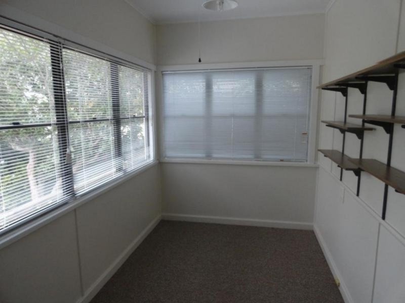 8 Campbell Street, East Toowoomba QLD 4350
