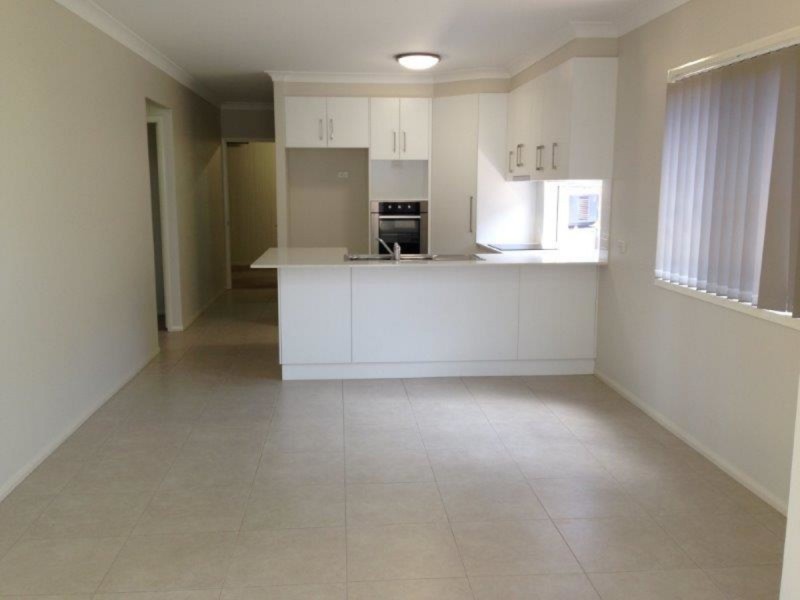 1/9 Berry Street, Newtown QLD 4350