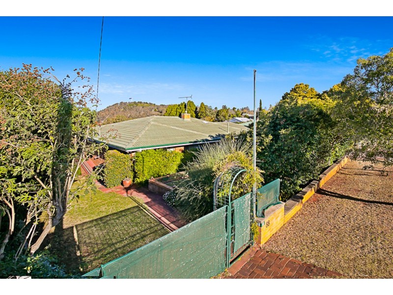 88 Tourist Road, Rangeville QLD 4350