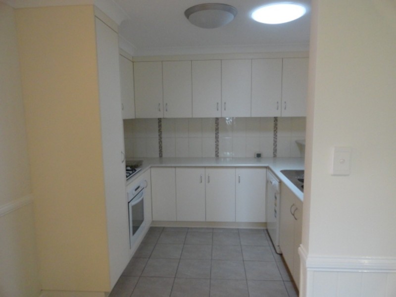 4/22A Spencer Street, Harristown QLD 4350