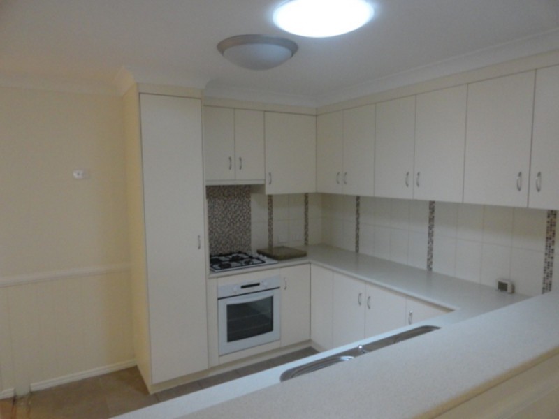 4/22A Spencer Street, Harristown QLD 4350