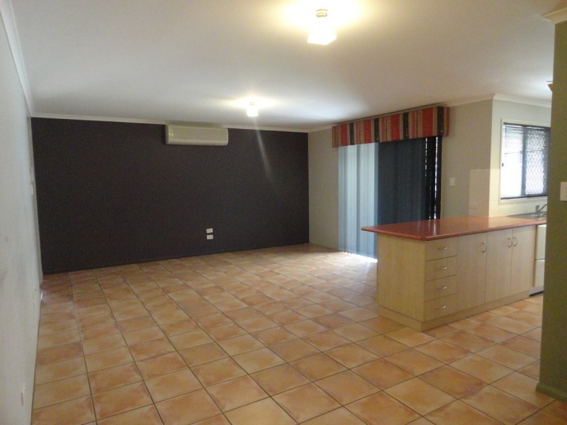 7 Patron Crescent, Glenvale QLD 4350