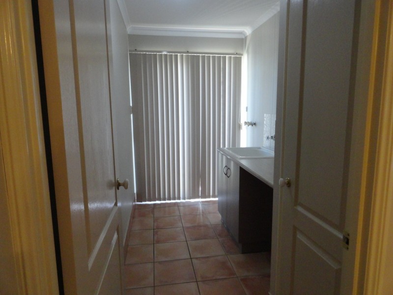 7 Patron Crescent, Glenvale QLD 4350