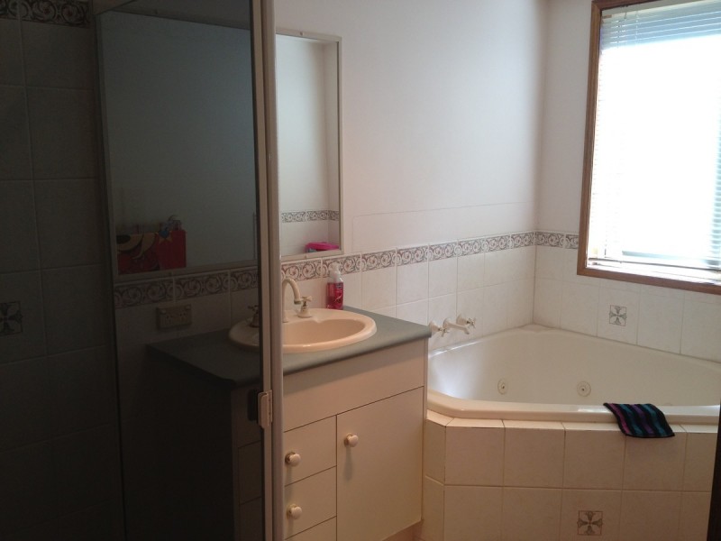 29 Nash Drive, Glenvale QLD 4350