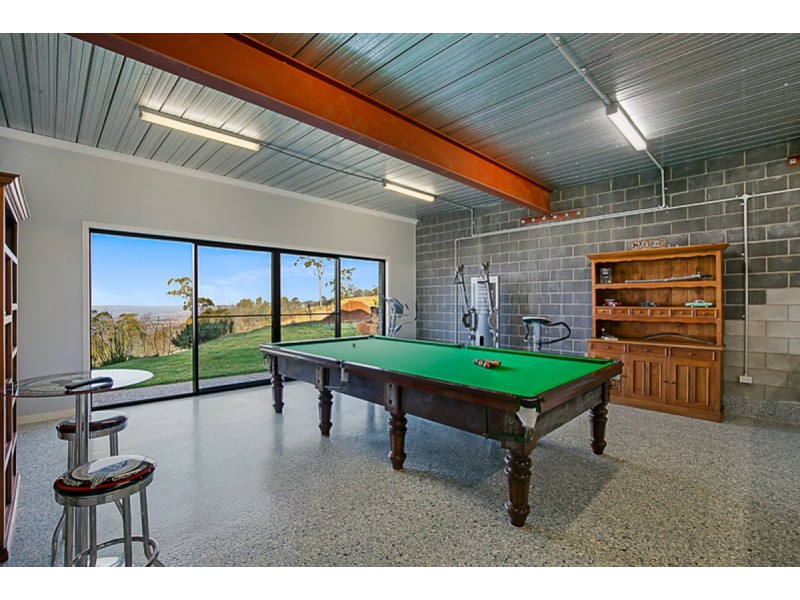 7 St Ives Court, Mount Lofty QLD 4350