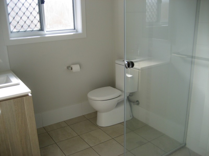 2/8a Atkinson Street, South Toowoomba QLD 4350
