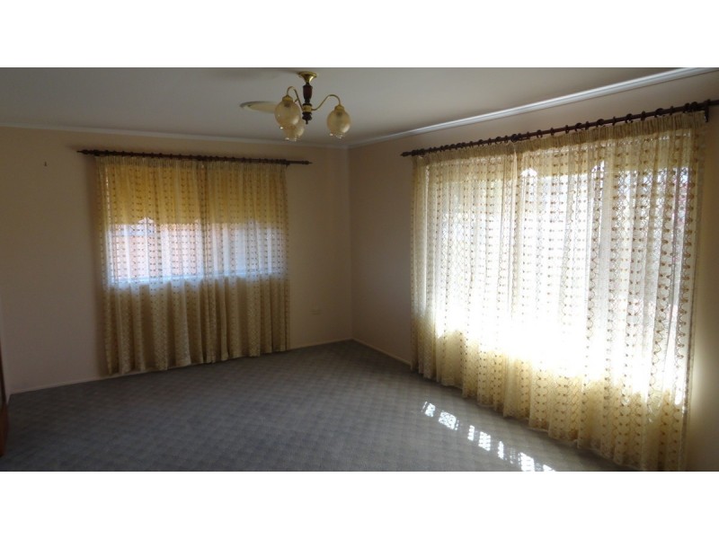 71 Rowbotham Street, Rangeville QLD 4350