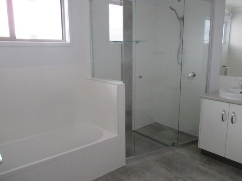 1/7 Parkview Drive, Glenvale QLD 4350