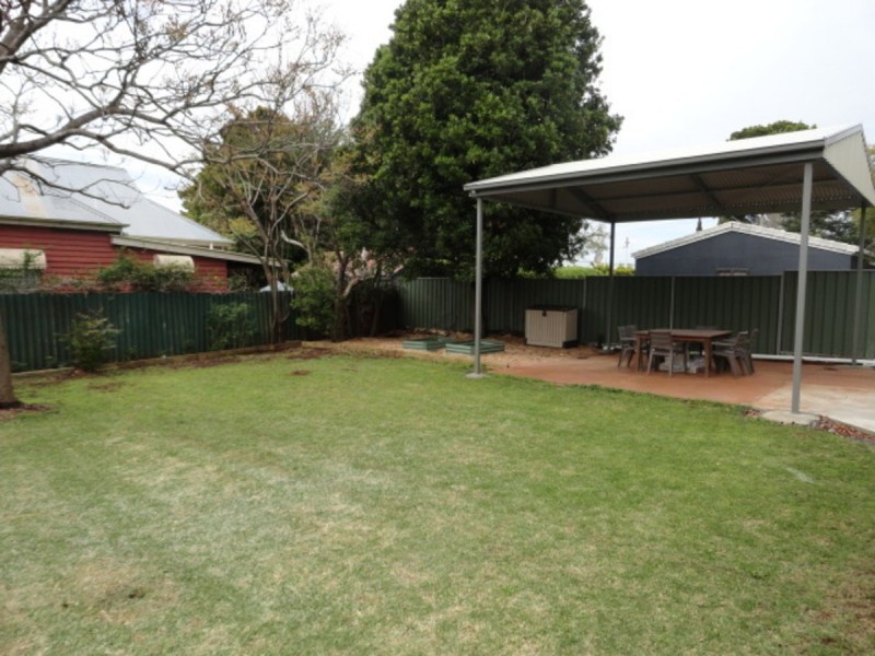 8 Kingston Street, Toowoomba City QLD 4350