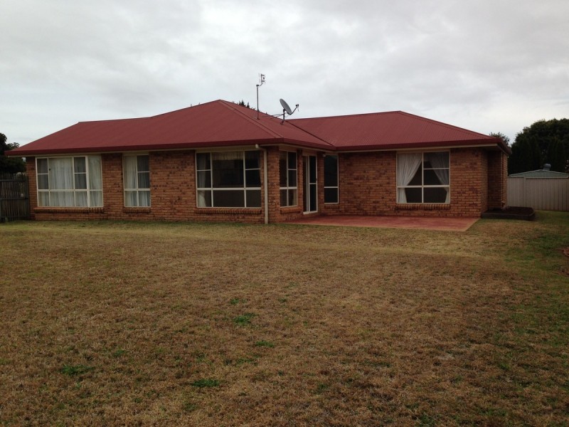 3 Jonquil Court, Middle Ridge QLD 4350