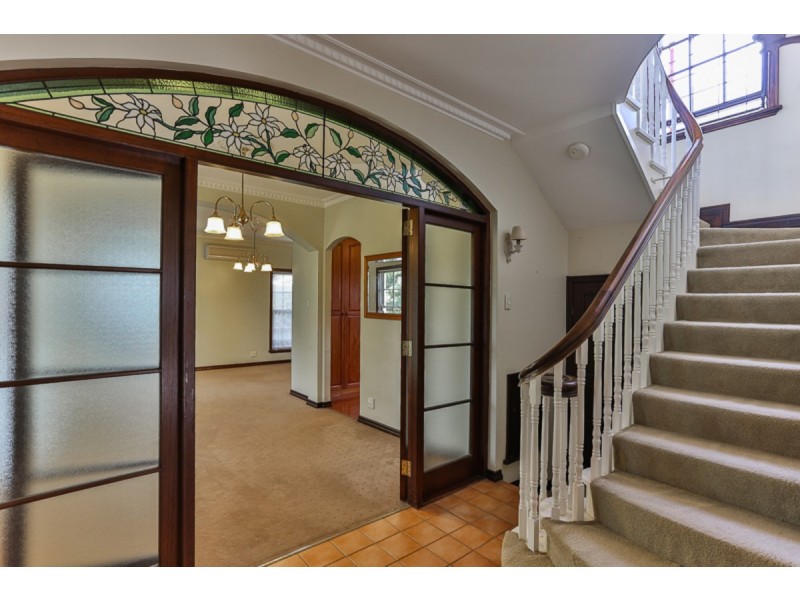 57 Wirra Wirra Street, East Toowoomba QLD 4350