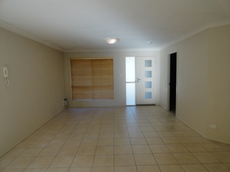 1/15A Mary Street, Mount Lofty QLD 4350