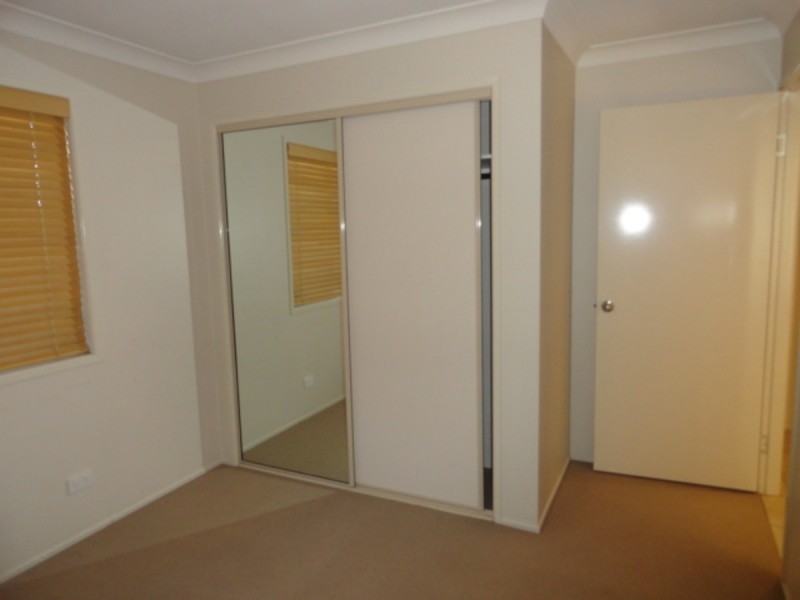 1/15A Mary Street, Mount Lofty QLD 4350