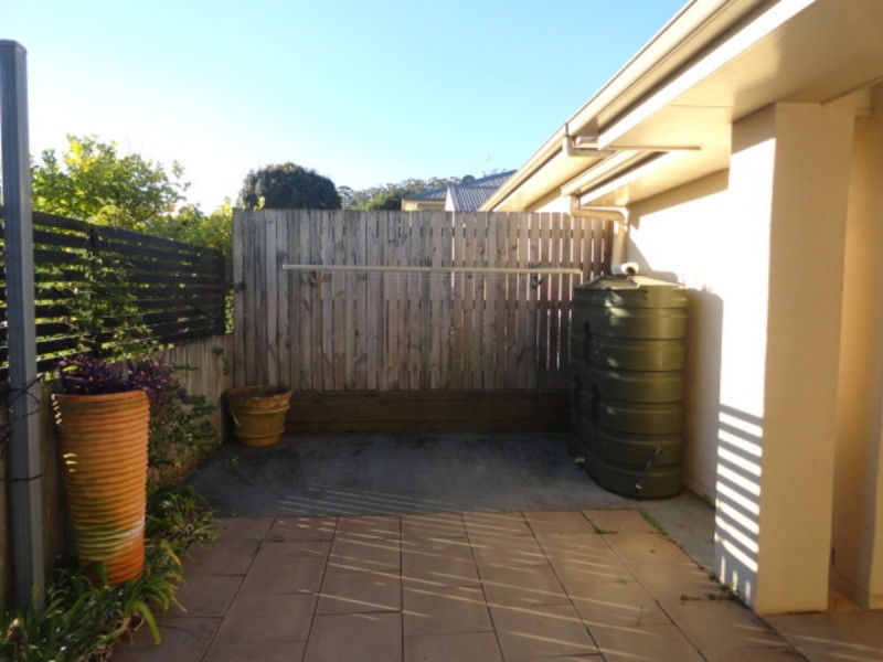 1/15A Mary Street, Mount Lofty QLD 4350