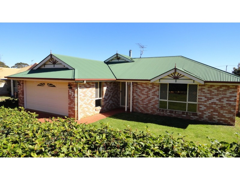 27 Paddington Court, Middle Ridge QLD 4350
