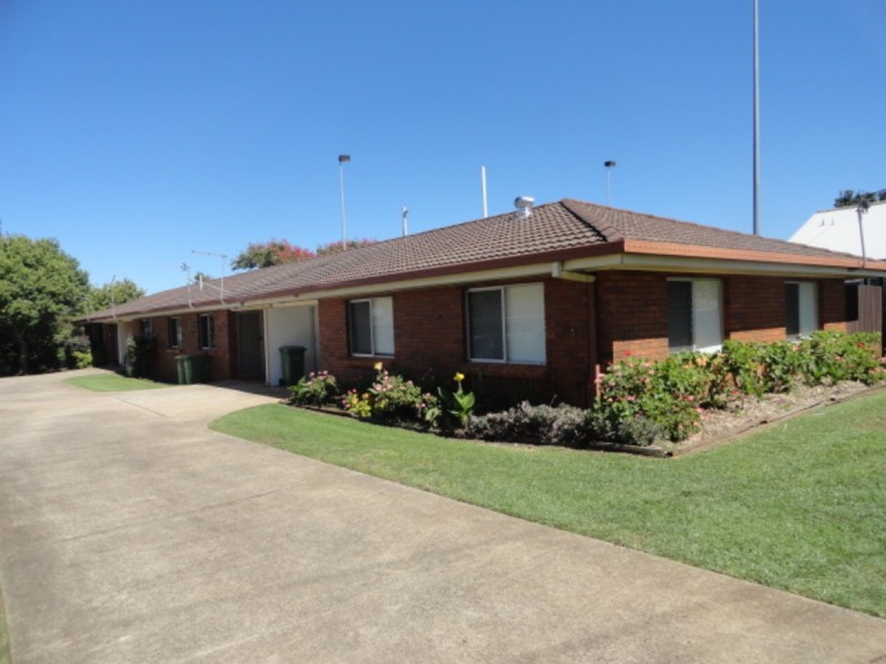 2/352B Bridge Street, Wilsonton QLD 4350