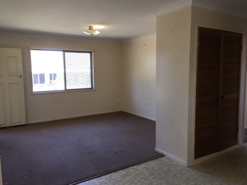 2/352B Bridge Street, Wilsonton QLD 4350