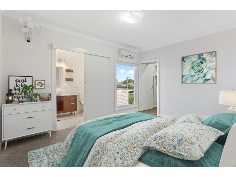 23 Alford Street, Mount Lofty QLD 4350