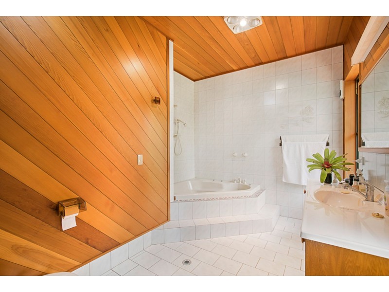 434 Mackenzie Street, Middle Ridge QLD 4350