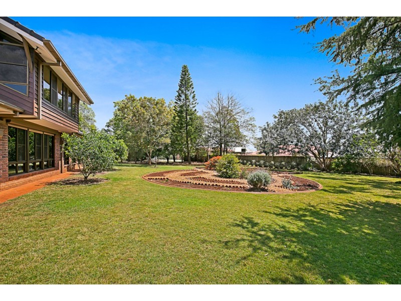434 Mackenzie Street, Middle Ridge QLD 4350
