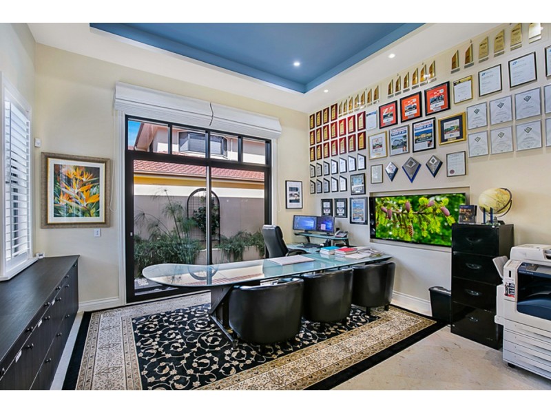 10 Caithness Court, Middle Ridge QLD 4350