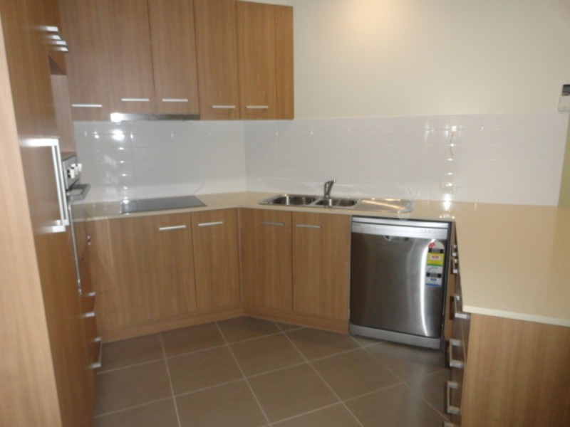 2/42 Plant Street, Rangeville QLD 4350