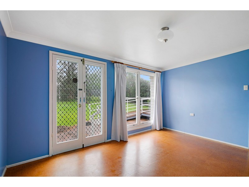 55 Wooldridge Street, Mount Lofty QLD 4350