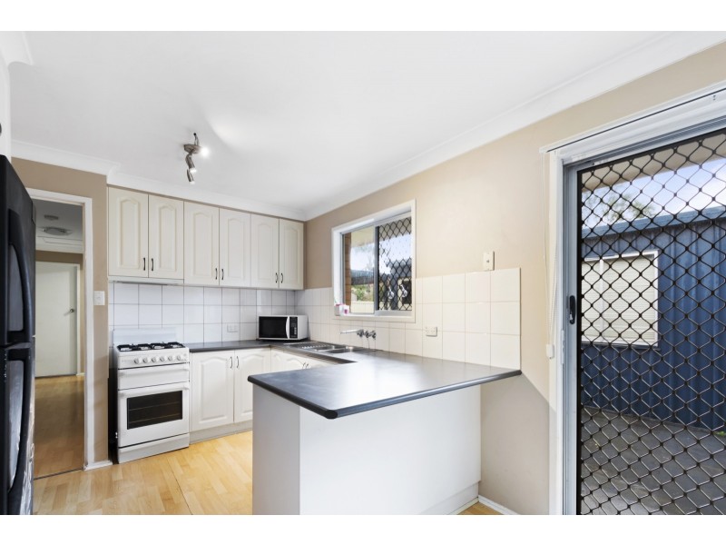 13 Nugent Crescent, Wilsonton QLD 4350